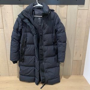 Canada Goose Byward Parka Black Label XS